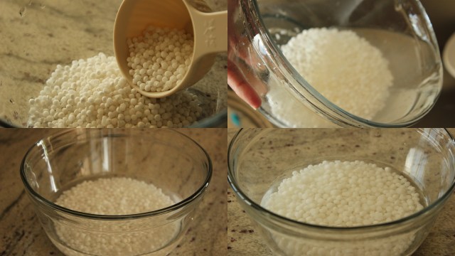 javvarisi-semiya-payasam-soak-sago-prep