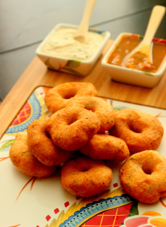 pongal-medu-vada-sambar-chutney